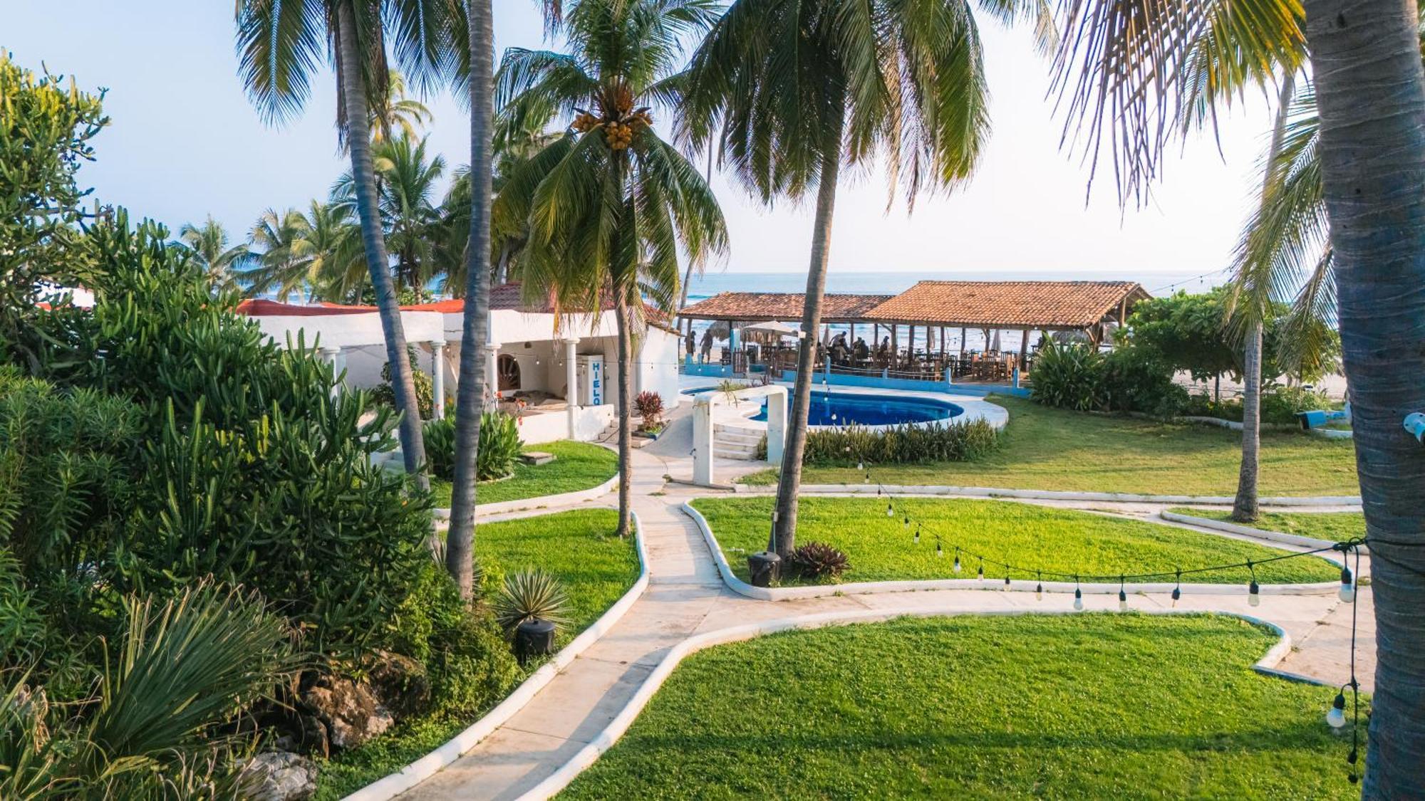 Hotel Tres Santos Troncones Exterior foto